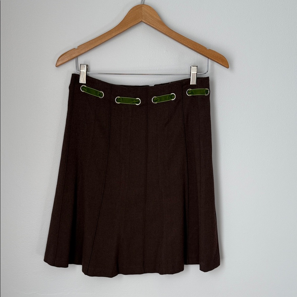 Chic A-Line Brown Skirt with Green Details